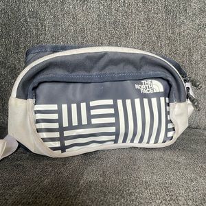 THE NORTH FACE FANNY PACK